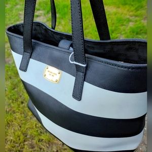 Michael Kors Purse Black and White